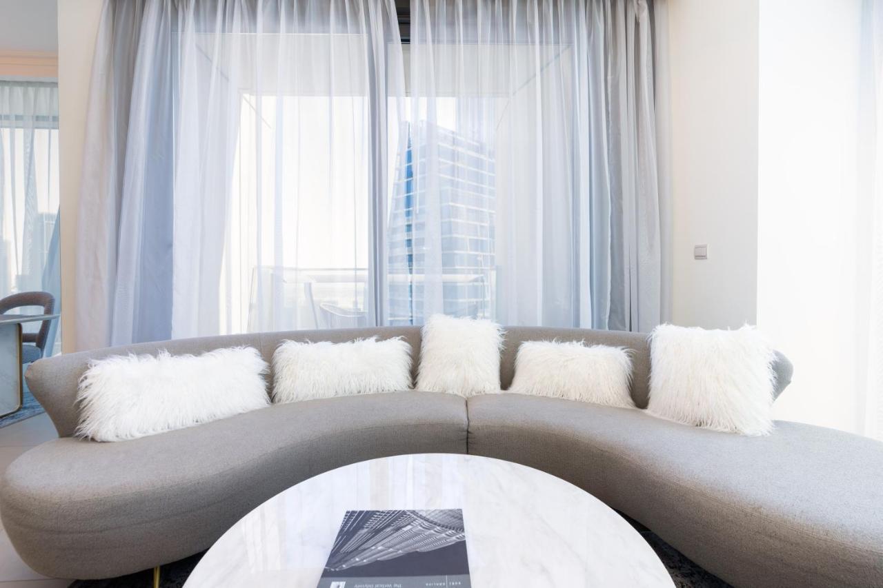 Vacay Lettings - Burj Vista High Floor Burj Khalifa & Fountain View Appartement Dubai Buitenkant foto
